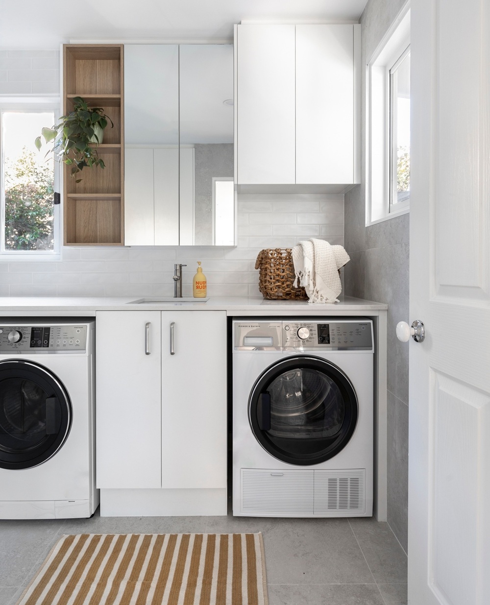 Laundry Renovation Service